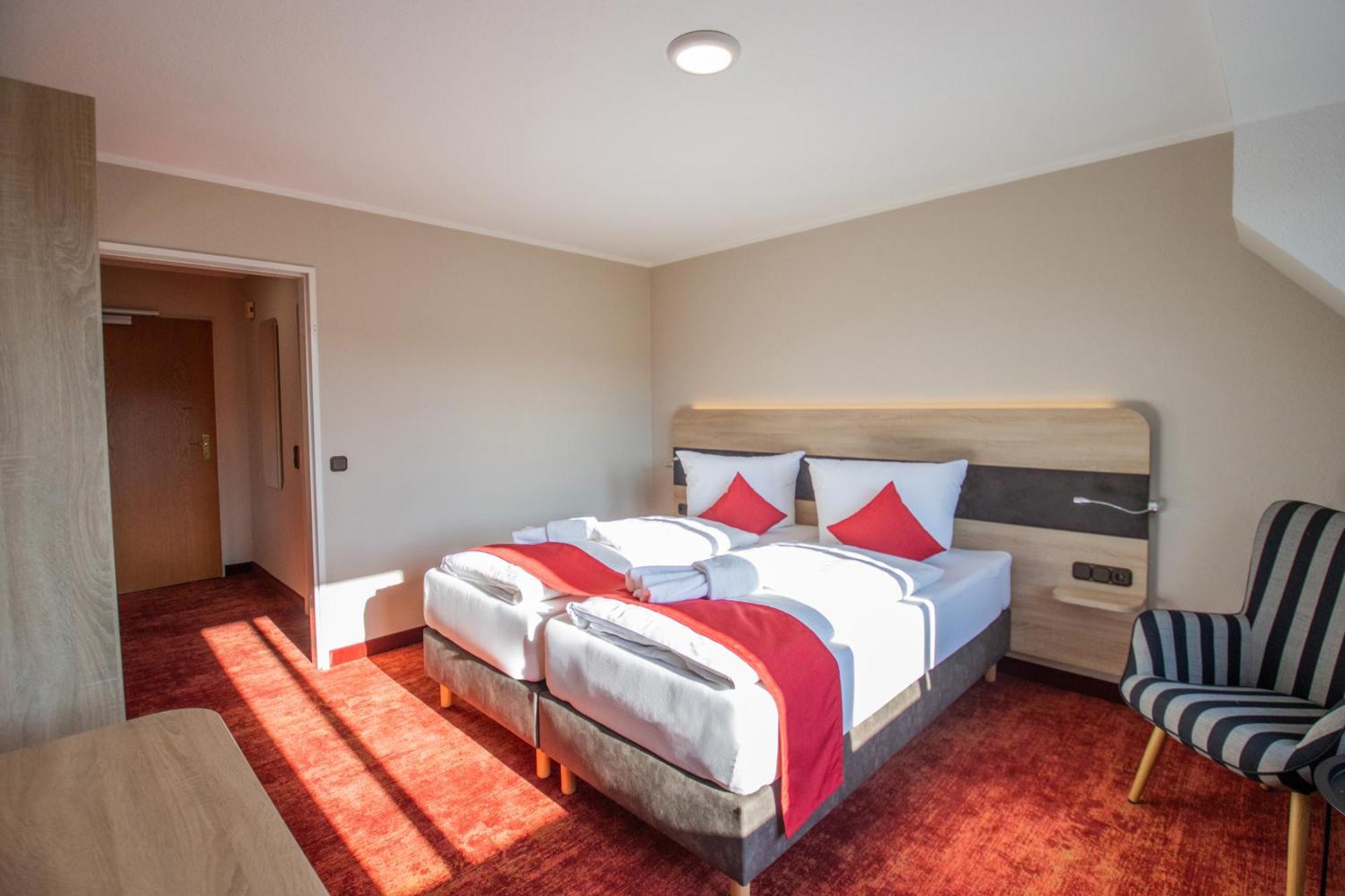 Hotel Lengenfelder Hof Lengenfeld  ภายนอก รูปภาพ