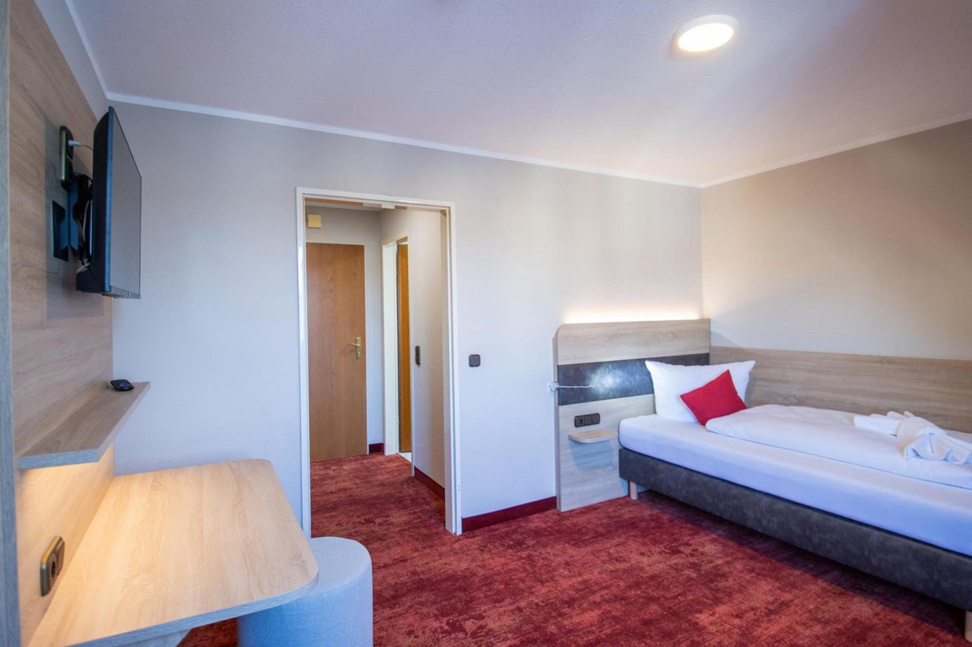 Hotel Lengenfelder Hof Lengenfeld  ภายนอก รูปภาพ
