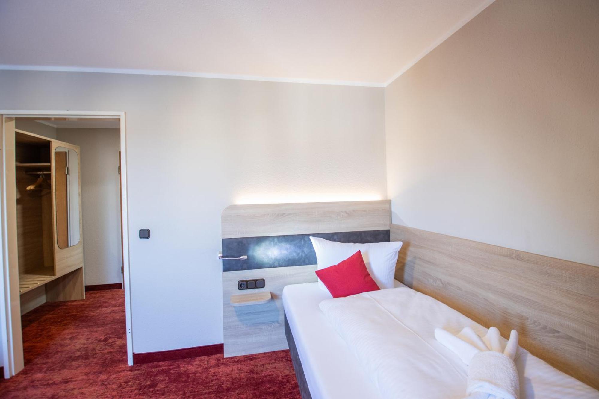 Hotel Lengenfelder Hof Lengenfeld  ภายนอก รูปภาพ