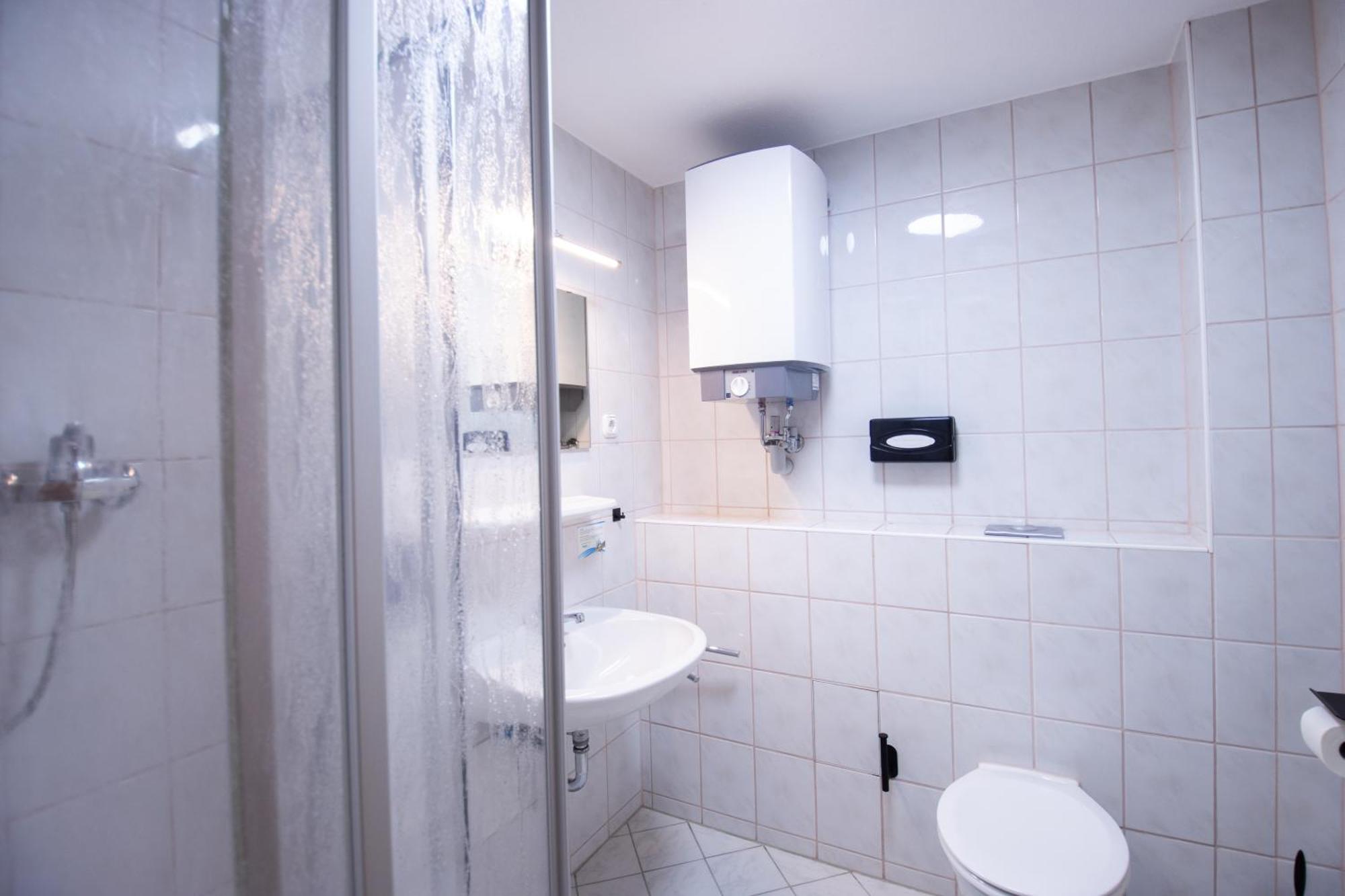 Hotel Lengenfelder Hof Lengenfeld  ภายนอก รูปภาพ