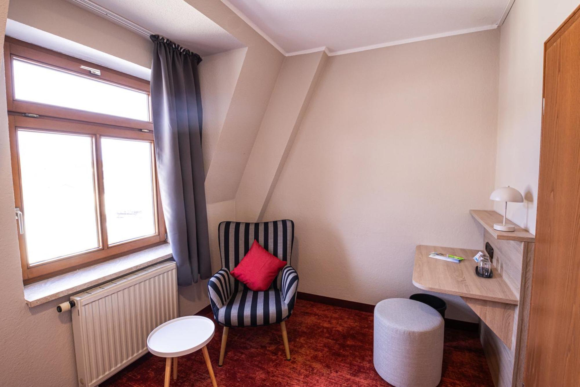 Hotel Lengenfelder Hof Lengenfeld  ภายนอก รูปภาพ