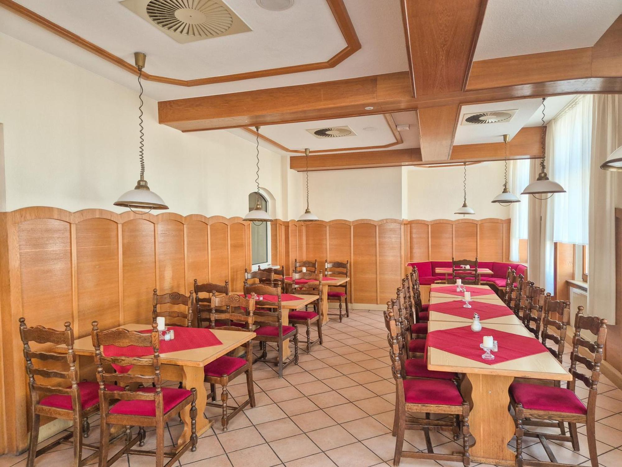 Hotel Lengenfelder Hof Lengenfeld  ภายนอก รูปภาพ